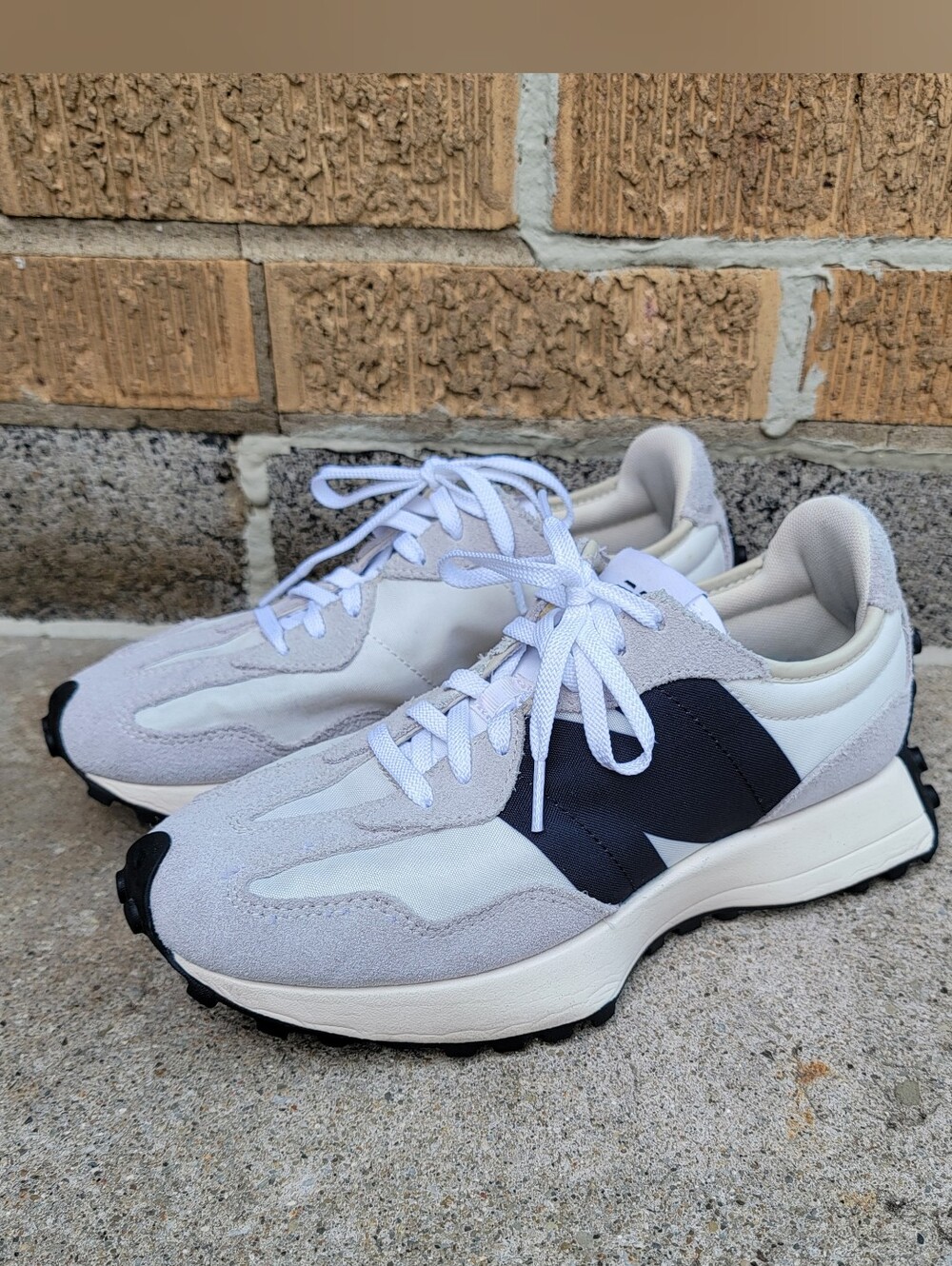 New Balance 327 Retro Cream Gray Black Nylon Suede Sneakers Womens 7 - Picture 2 of 14